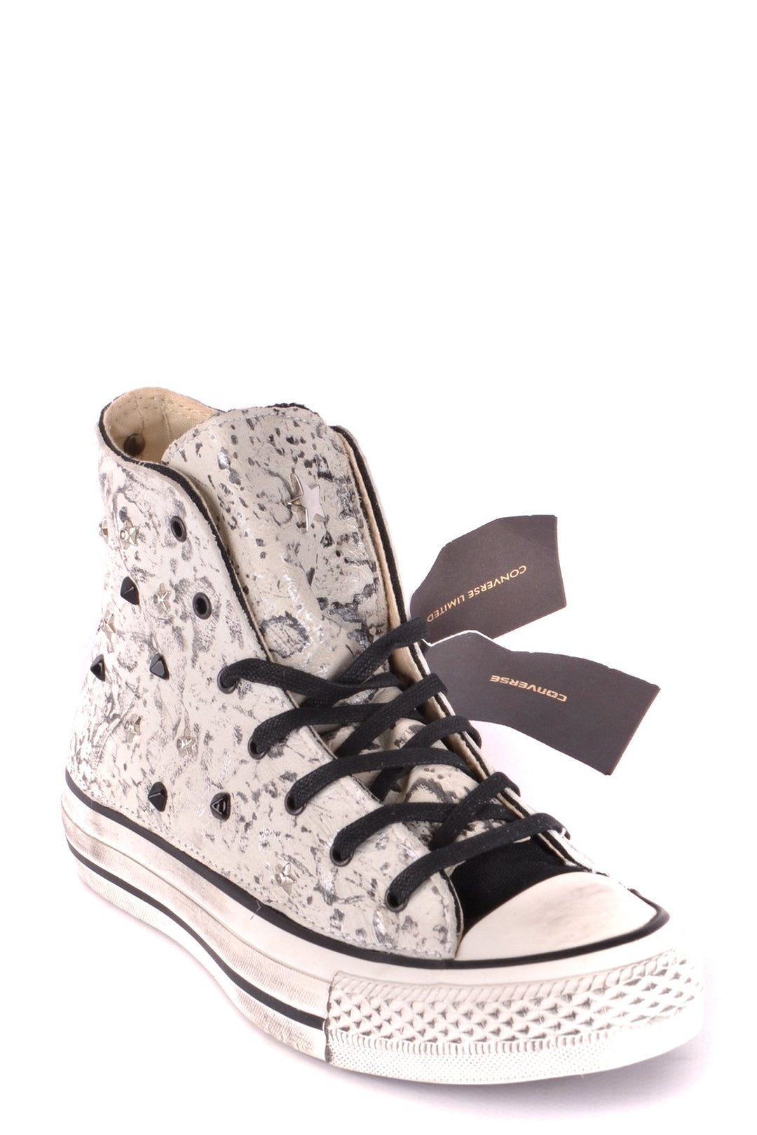 Apparel & Accessories > Shoes converse