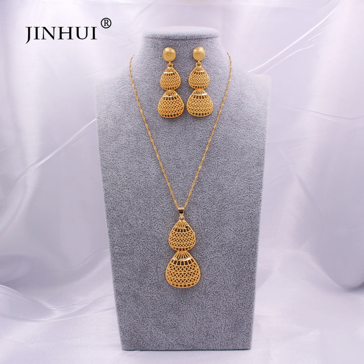 Gold color wedding jewelry for womens