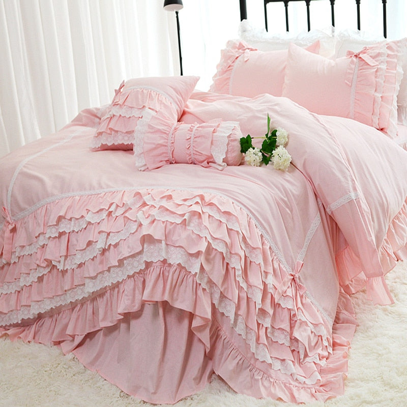 Luxury European queen beige ruffle lace duvet bedcovers