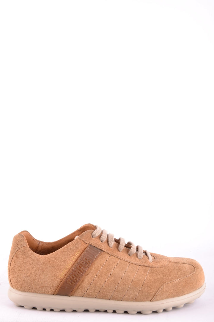 Apparel & Accessories > Shoes camper