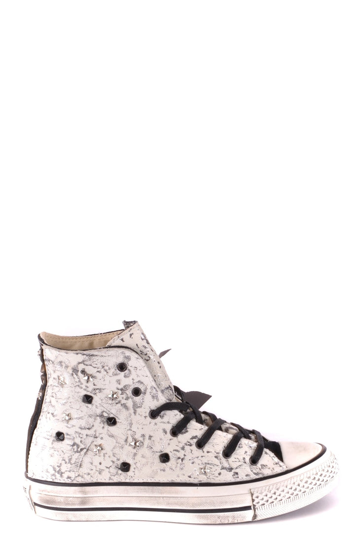 Apparel & Accessories > Shoes converse
