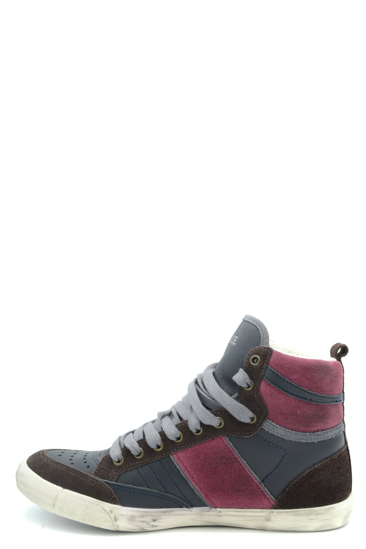 Apparel & Accessories > Shoes d a t e