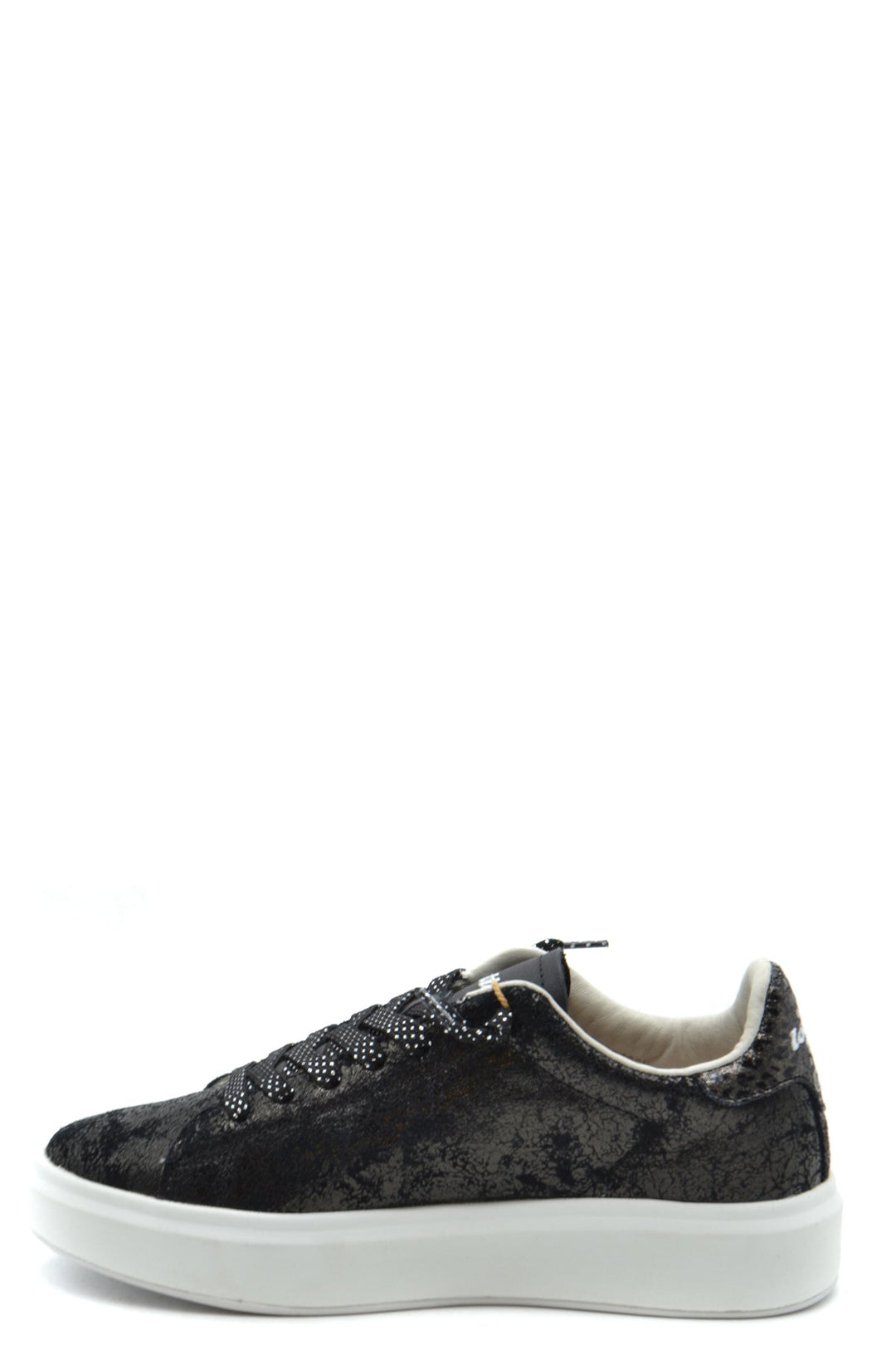Apparel & Accessories > Shoes lotto 2