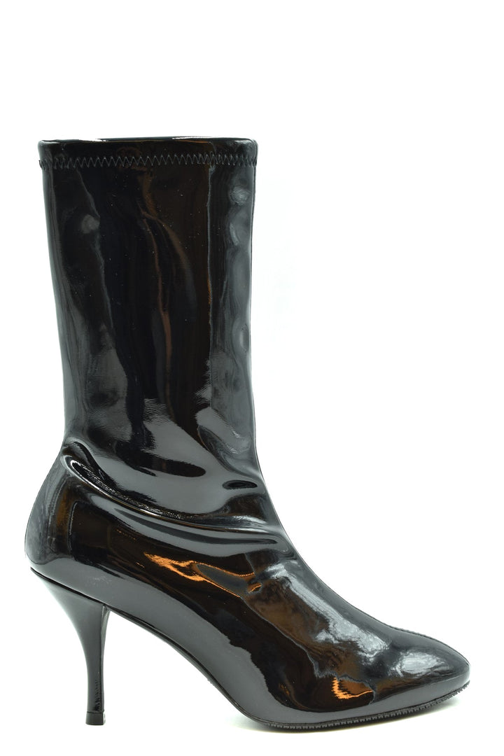 Apparel & Accessories > Shoes stuart weitzman 2