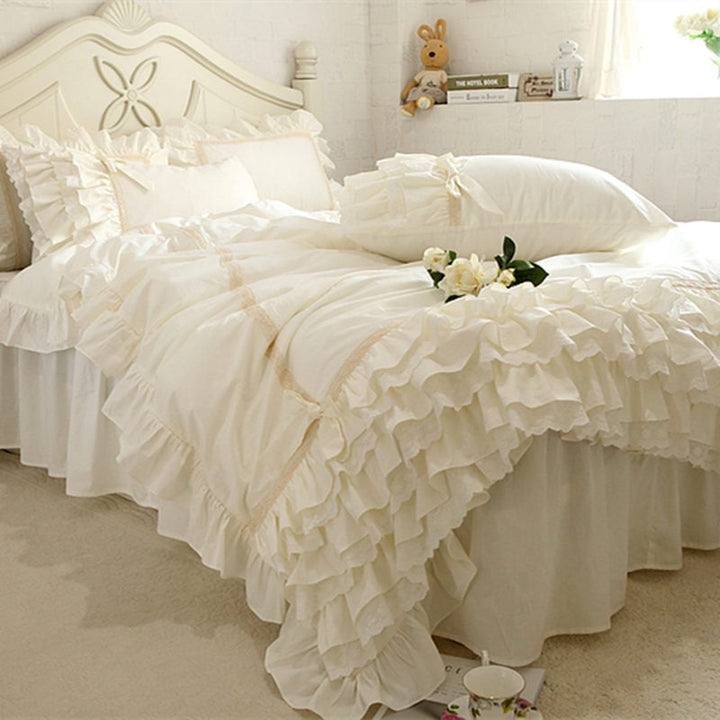 Luxury European queen beige ruffle lace duvet bedcovers