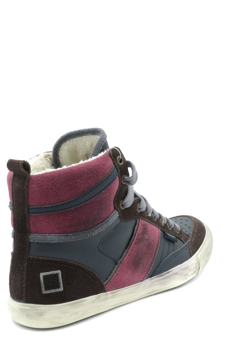 Apparel & Accessories > Shoes d a t e