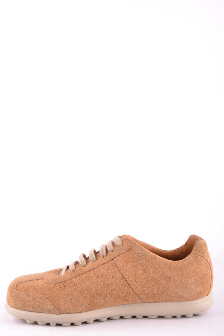 Apparel & Accessories > Shoes camper