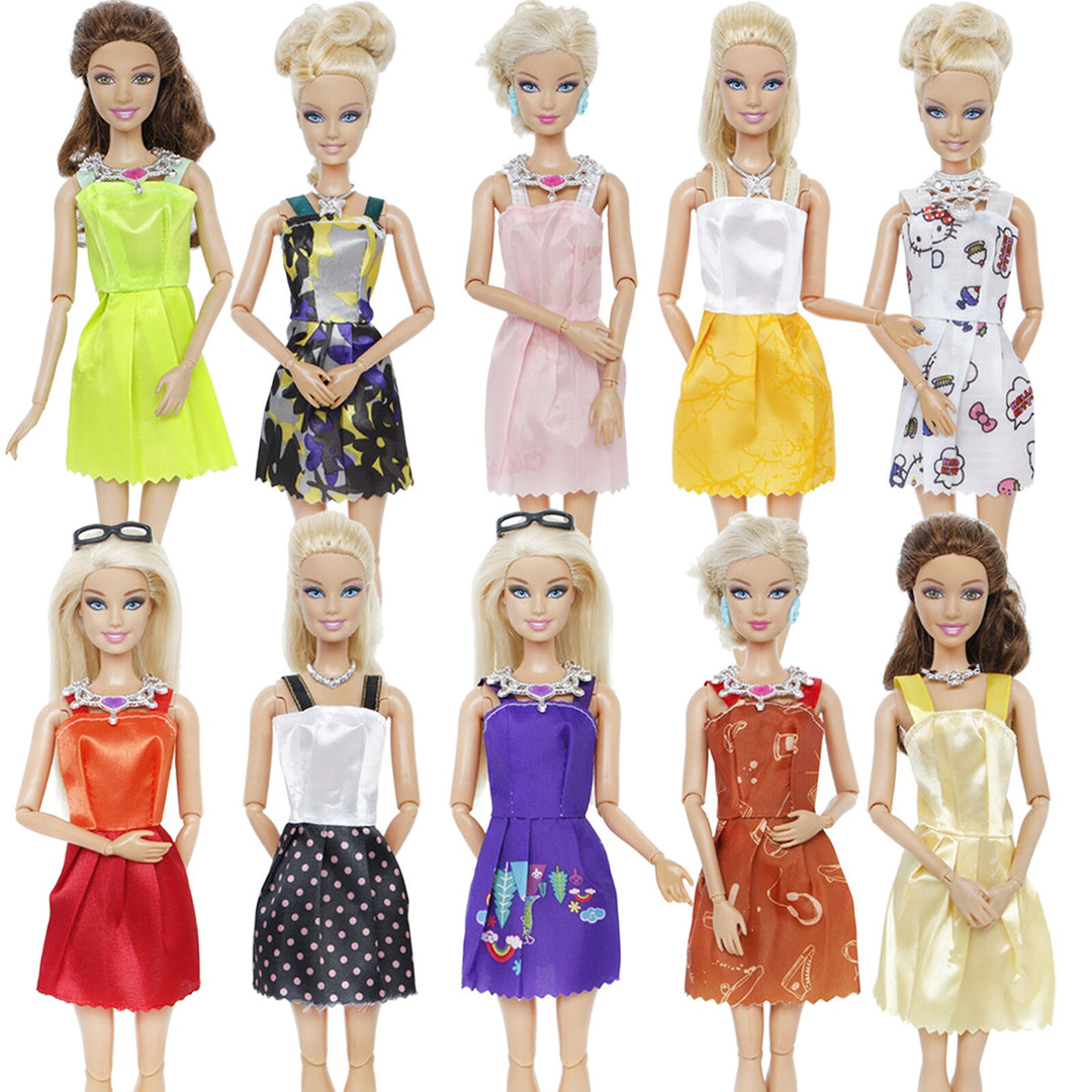 20 pcs random style mini dress plastic necklaces glasses barbie doll accessories